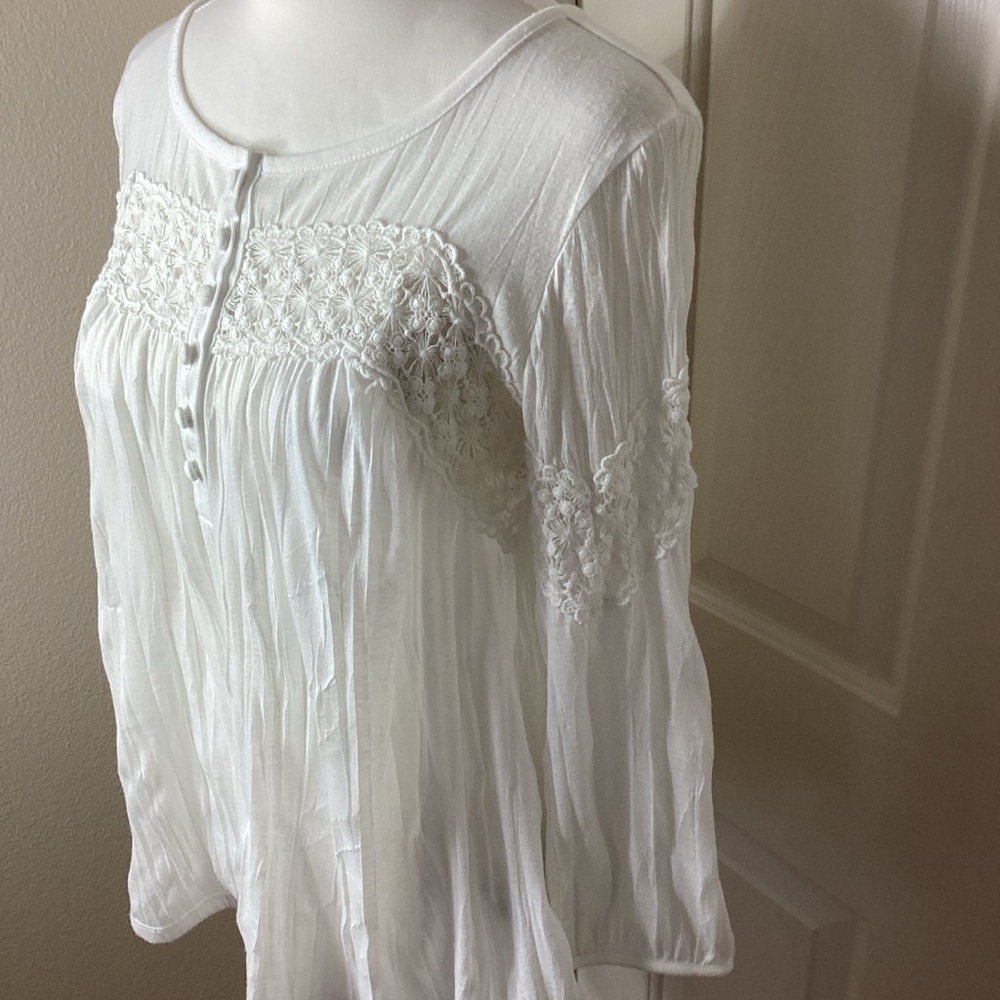 LC Lauren Conrad White Lace Detail Blouse Sz S